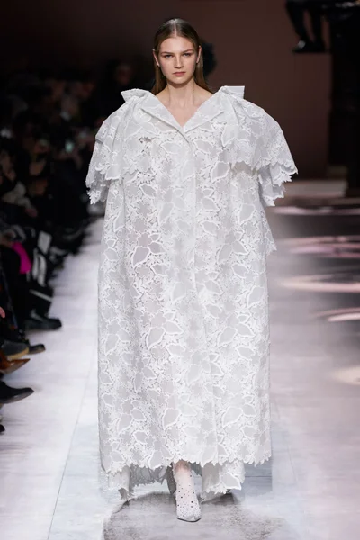 Look 38